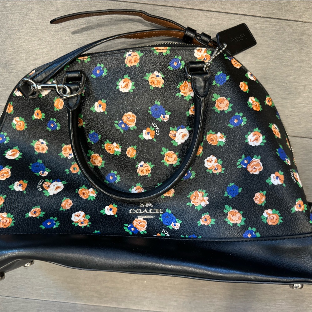 Coach leather sierra satchel in excellent condition black with flower pattern